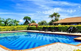 Hotel Campestre Cafe Tropical